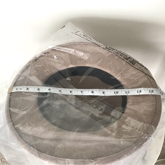 Anthropologie Wool Gold Tone Chain Link Trimmed Fedora Hat New With Tag - Picture 8 of 9